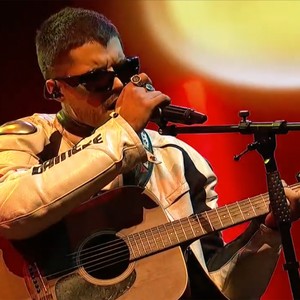 ALGUIEN + (Acustica En Vivo)