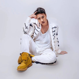 请答应和我在一起