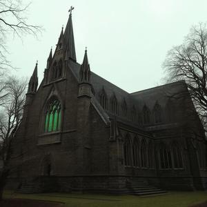 ghostinafurcoat (Explicit)