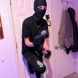 Bout my bucks (feat. Balloutkapone) (Explicit)