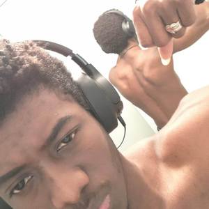 Me Dog’s Them Official