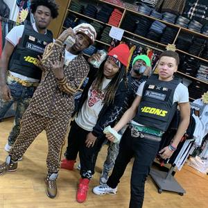 No Caption (Explicit)