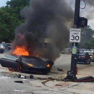 diss me (feat. cxhset) (Explicit)