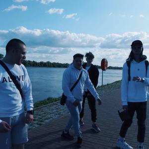 Przed nami cała noc