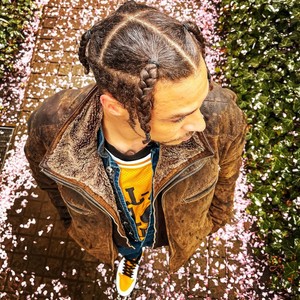 Thug Luv 10 years Anniversary (2012 Loswetzikos Tape) (feat. Sensey Key) (Explicit)