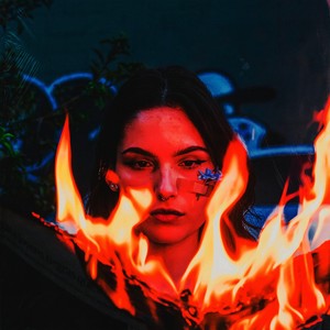 Dark Thoughts (feat. Sktllz) (Explicit)