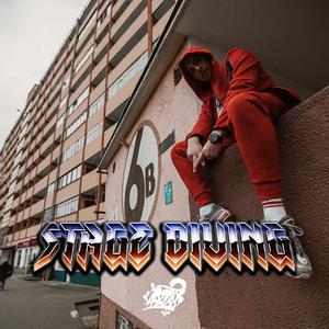 Stage diving (Explicit)