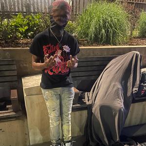 WTF IS A FREEBUS (feat. Paralona) [Explicit]