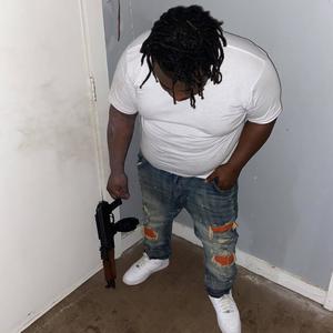 Thuggin (feat. $even & Lil tray) (Explicit)