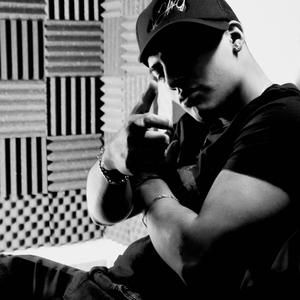 Sola Solita (Explicit)