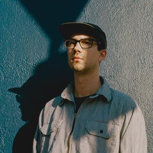 Magic Tricks (feat. Paris Houston & Monicar) (Explicit)