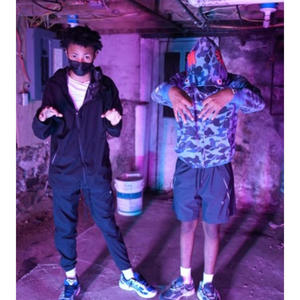 LRG TALK (feat. LILVVS30ST) (Explicit)