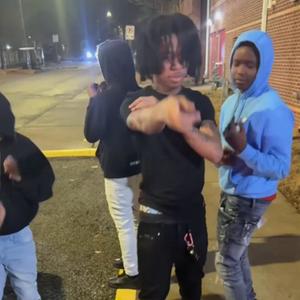 Different Mode (feat. 1shopuno) (Explicit)