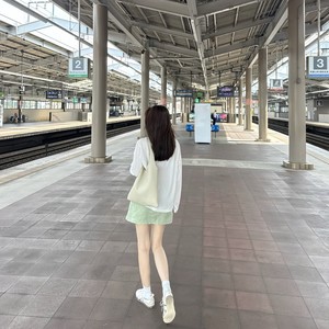 人总是拎不清自己