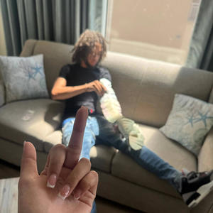 Never Gave A Damn (feat. smurfio) (Explicit)