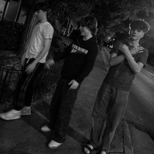 Stuck Inside (feat. Yung Donny) (Explicit)