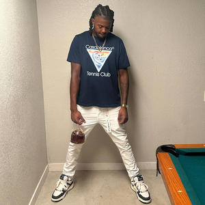 Walk inside the bank (Explicit)