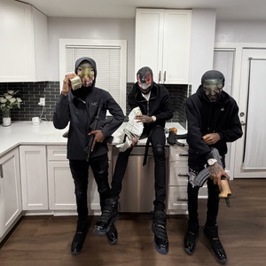 SWITCH INNA MALL (Explicit)