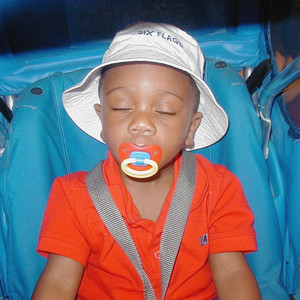 Grey (feat. sahn & C.V.M.) (Explicit)