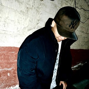 GRILLS Y UNA CADENA (Remastered 2025|Explicit)