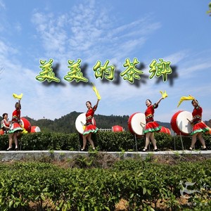 这里好美 (伴奏)