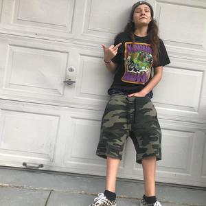 LONELY WRLD (Explicit)