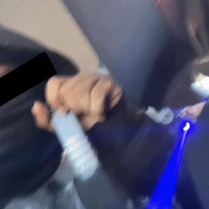 Runnin Reds (feat. Bge Sa & Bge Trell) (Explicit)