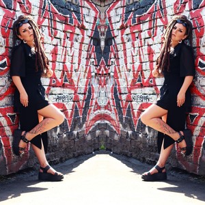 В отражении зеркал