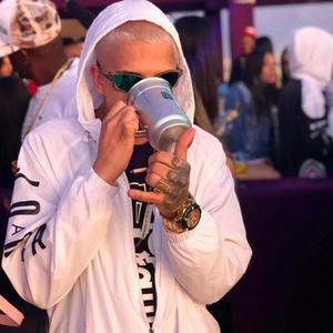 Deu Vale é Suco, Deu Mole é Vapo(feat. Mc Magrinho, Mc Laureta, Mc Lina & Dj Lucas Bhz) (Explicit)