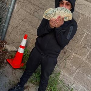 Shark (feat. Navyseal drew) (Explicit)