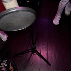 Johnny Bravo (feat. Jaay2euce) (Explicit)