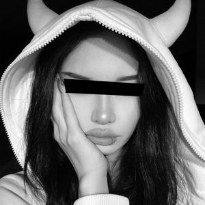 Talking To The Moon (slowed + reverb)