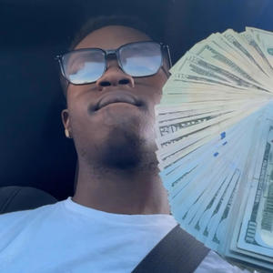 Hiding In the Closet (feat. Jbeezy) (Explicit)