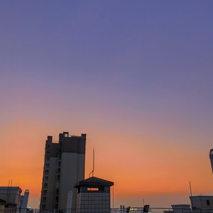 真的不快乐 (DJ星辞版)