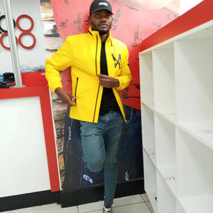 Mshengu (feat. Dj Speaker, Melinda & Mambojie)