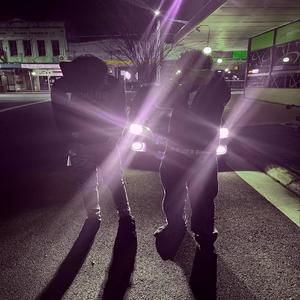 on the low (Explicit)