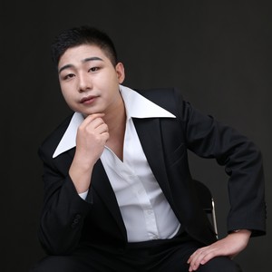再度重相逢