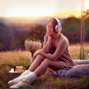 Loops Playing Through The Silence