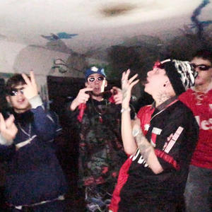 DESASTRE (feat. Lautak) (Explicit)