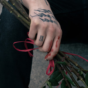 KTO PRZYTULI MNIE? (Explicit)