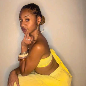 Sweet like honey (Explicit)