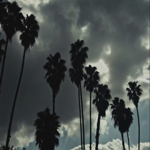 Swinging dat door (Explicit)