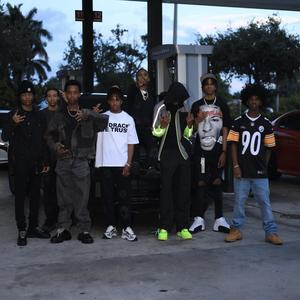 Sweep (feat. Stizzy & Chinofrmbp) (Explicit)