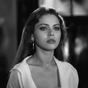 Орнелла Муті