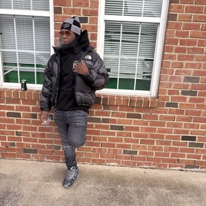 trippin out (Explicit)