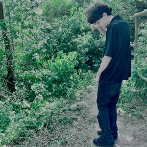 NA CZARNO (feat. yung lemon) (Explicit)