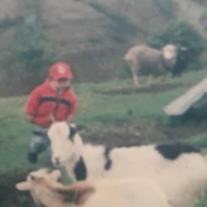 Ey GIRL (feat. Sedko)