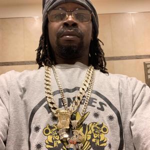 Dis Shiiii Ezee (Explicit)