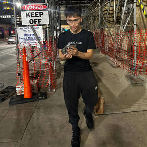 Hold you further (Explicit)