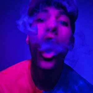 YE SHE FINE(feat. LEO DA GANG) (Explicit)